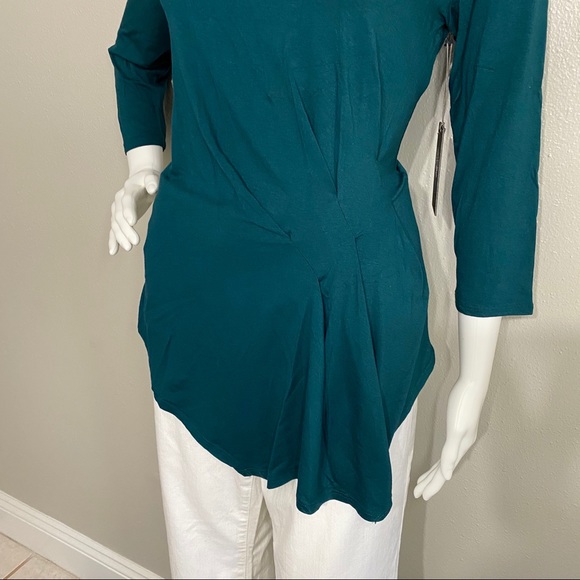 Blouse 👚Vince camuto💕 - Picture 3 of 8